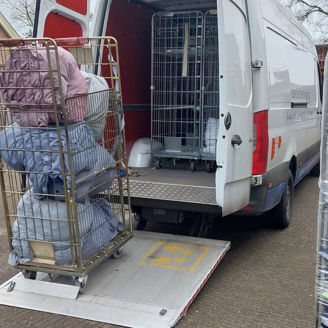 Afbeelding wasservice met wascontainer